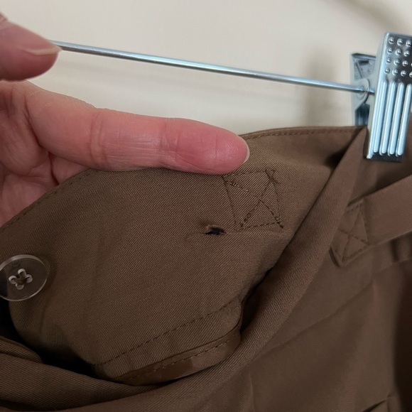 2/$25 Larry Levine Womens Cullote Pants Capri 10 Brown High Waist Flat Loose - Picture 16 of 16